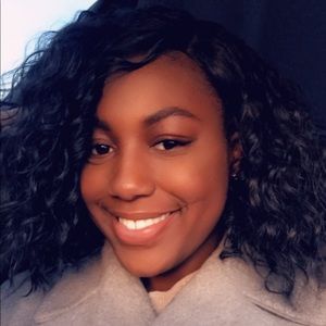 Meet your Posher, Mackenzie